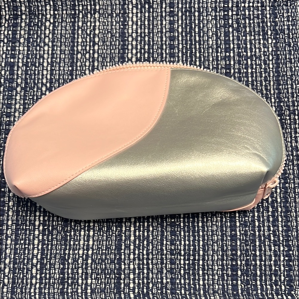 Olive & June nail polish organizor bag